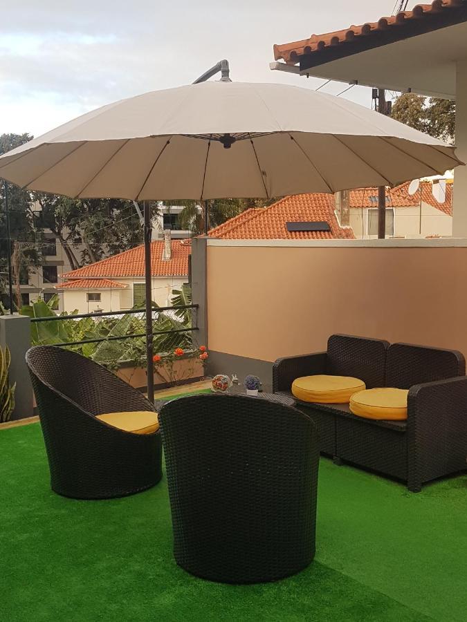 Albergue Fx Pena Funchal  Exterior foto